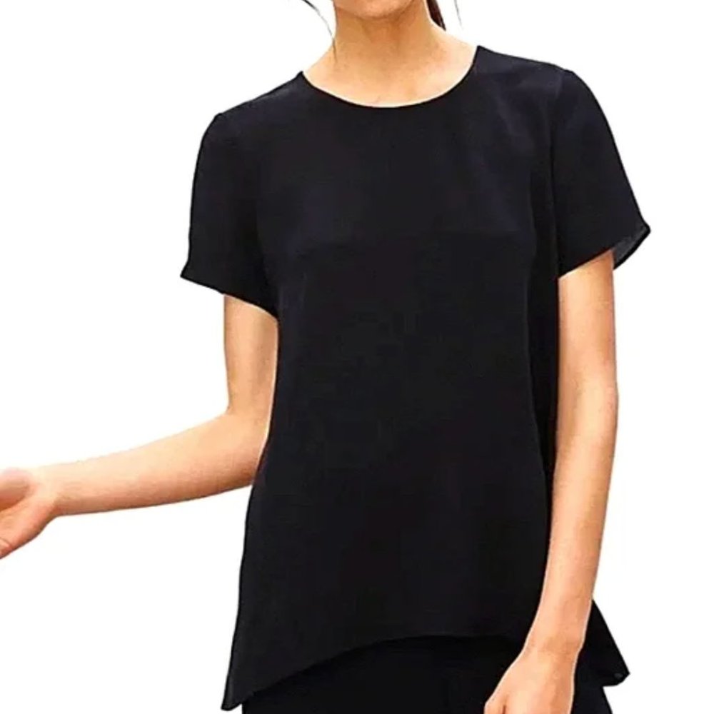 Aritzia Wilfred 100% Silk Cypres Short Sleeve Keyhole Back Top in Black, Sz M.